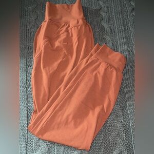 SM 🧡🤎 Athleta Salutation Jogger Leggings